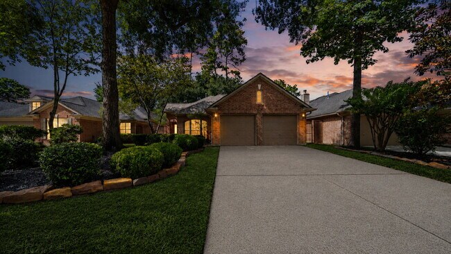 Foto del edificio - Welcome home to Alden Bridge, where comfort meets The Woodlands lifestyle!