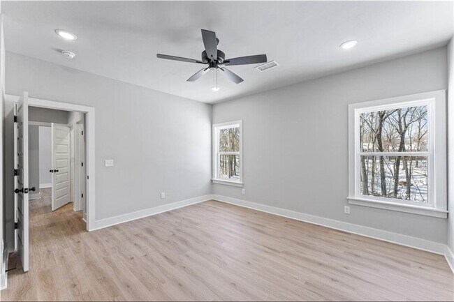 Foto del edificio - 6 Moniave Ln