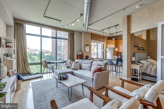 Foto del edificio - 520 John Carlyle St