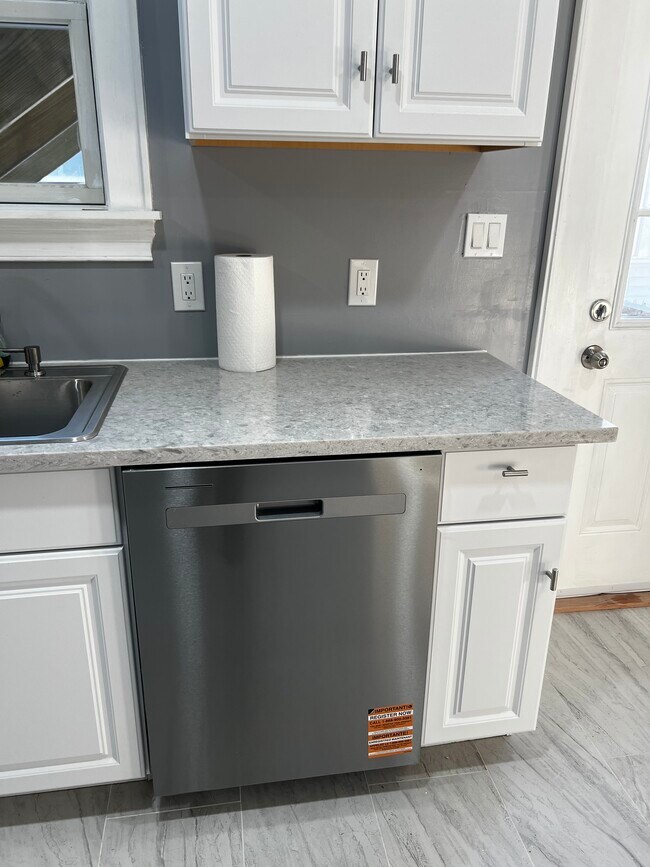 Kitchen - 111 Lafayette St