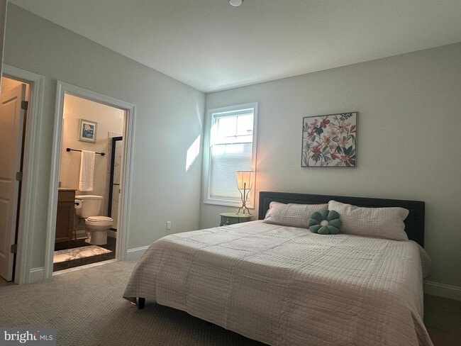 Building Photo - 30475 Madeira Ln