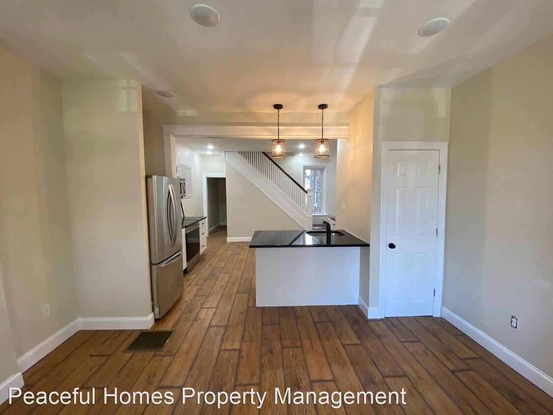 Foto principal - 3 br, 2 bath House - 445 Manor St