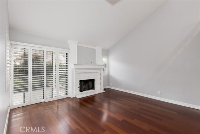 Foto del edificio - 24786 Sutton Ln
