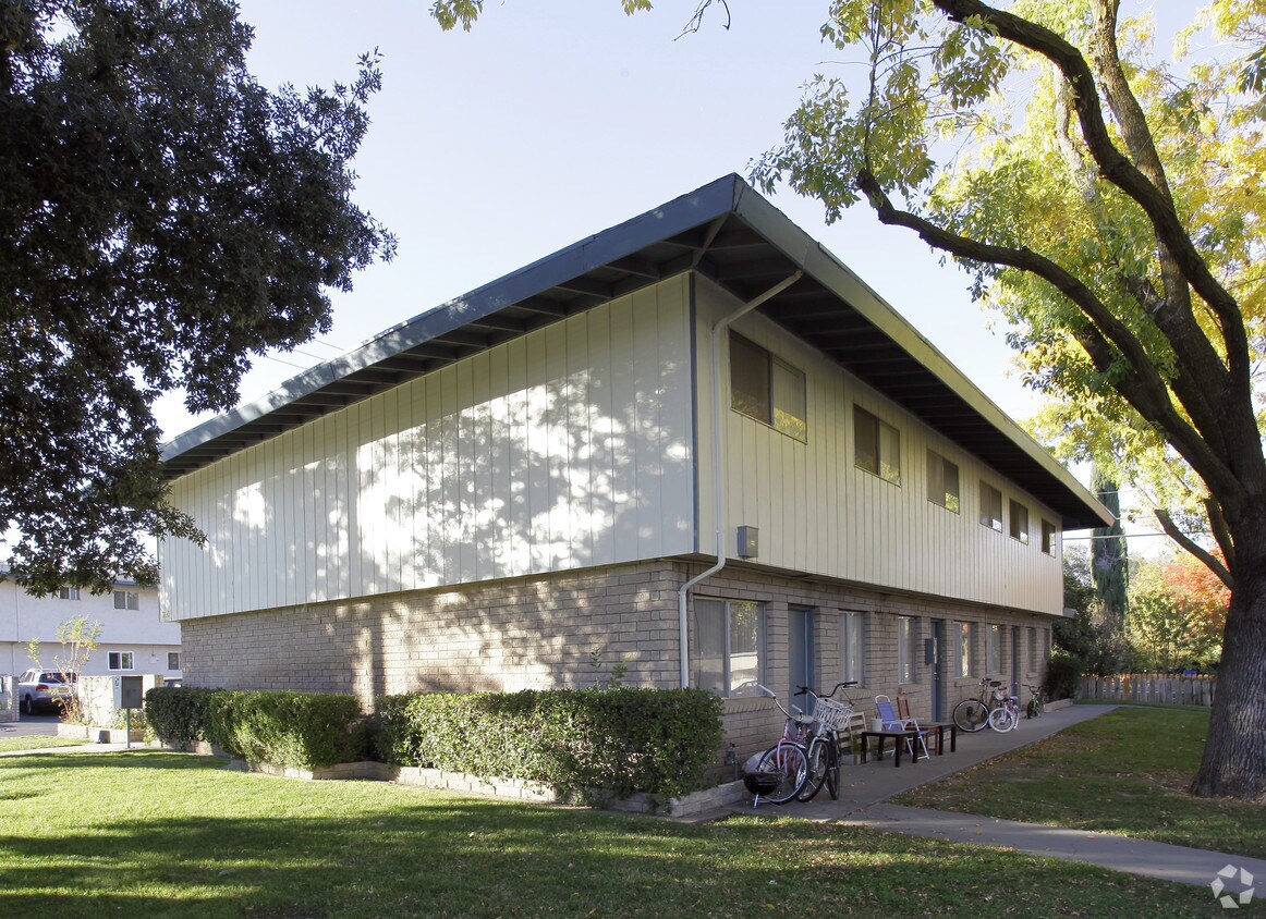 Foto del edificio - Chestnut Place Apartments