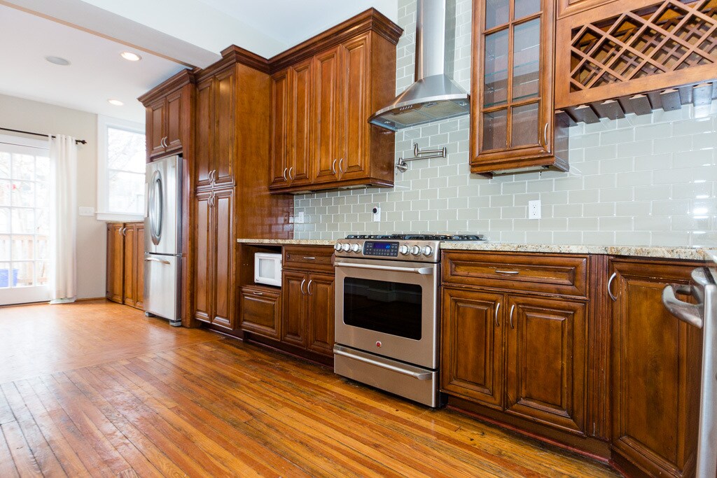 Foto principal - 3220 Sherman Ave NW