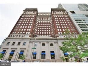 Building Photo - 1600-18 Arch St