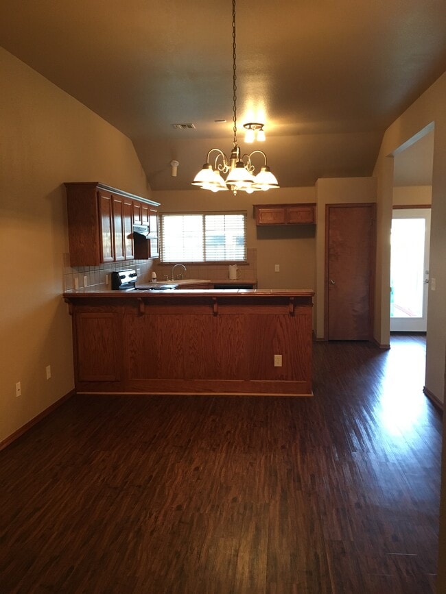 Building Photo - 17317 Bronze Ln