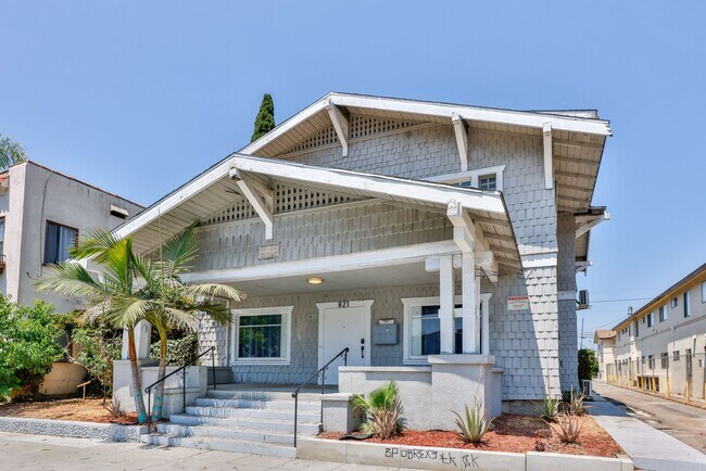 Foto del edificio - 821 Chestnut Ave