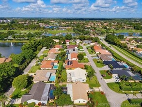 Building Photo - 6846 Bianchini Cir