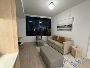 Building Photo - 225 N Miami Ave