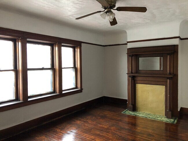 Building Photo - 5412 Lorain Ave