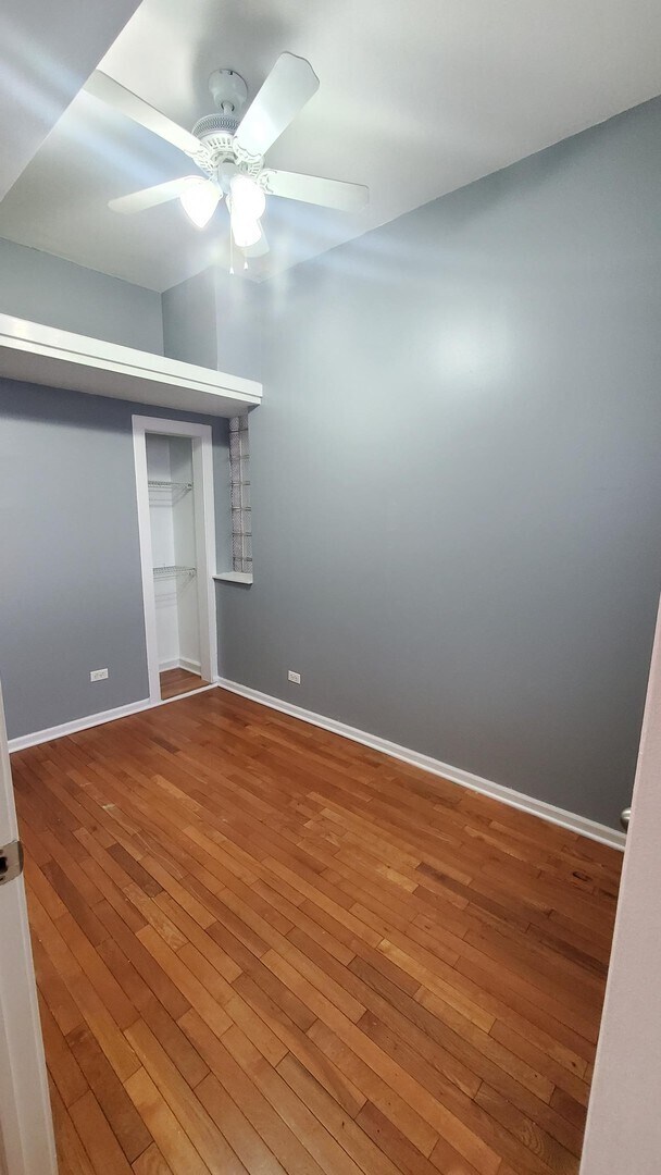 Foto del edificio - 1337 N Greenview Ave