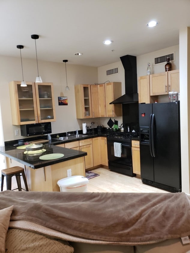 Kitchen - 1438 Little Raven St