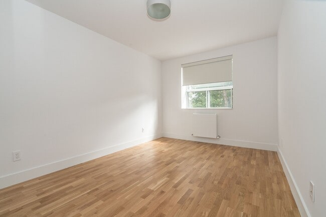 Building Photo - 1001 O'Connor Dr