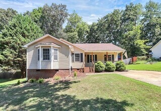 Building Photo - 105 Antelope Dr