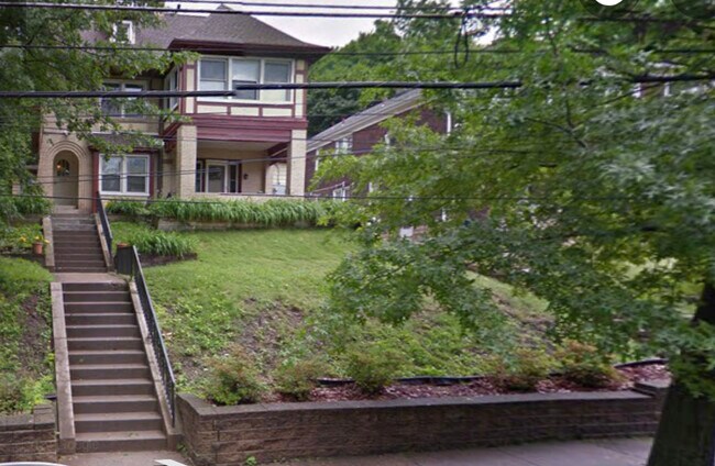 Building Photo - 6325 Douglas St