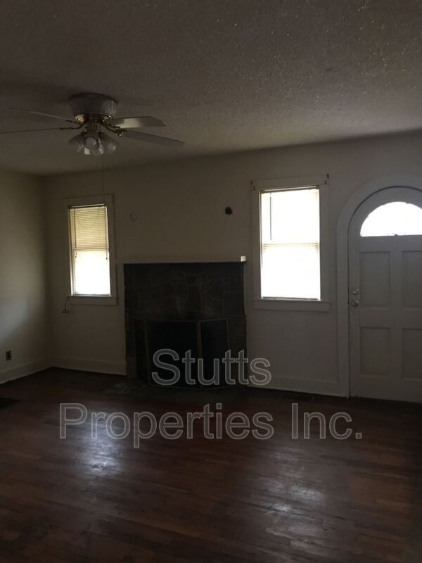 903 E 8th St, Tuscumbia, AL 35674 House Rental in Tuscumbia, AL
