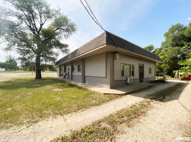 Foto del edificio - 15804 3rd St