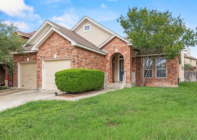 Building Photo - GORGEOUS HOME IN GATED COMMUNITY