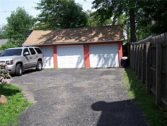 Foto del edificio - 1637 Coventry Rd
