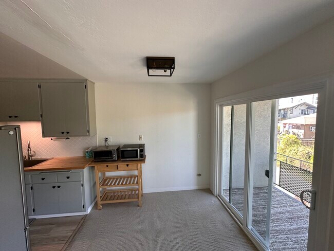 Foto del edificio - 3877 Howe St