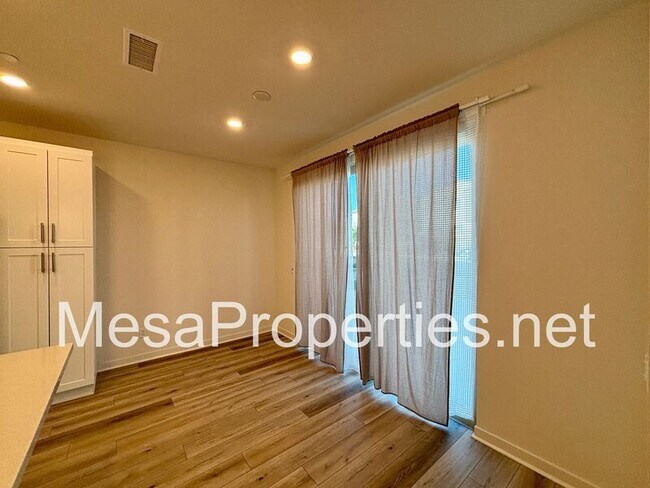 Foto del edificio - 3550 E Pollock St