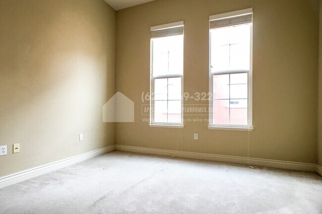 Building Photo - 88 S Broadway