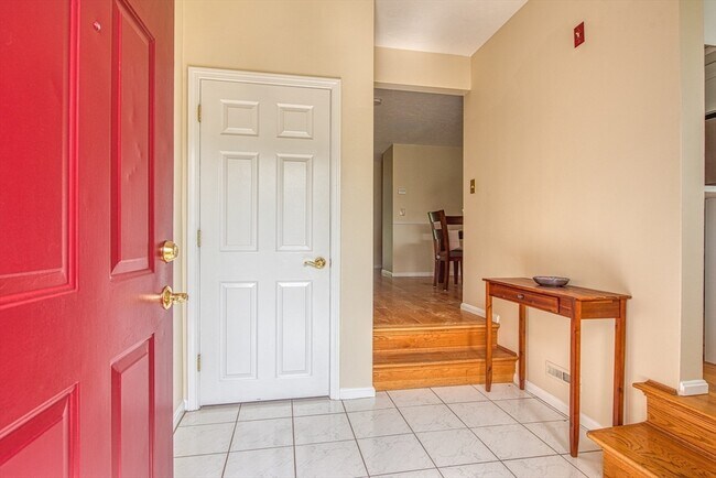 Foto del edificio - 28 Gaslight Ln