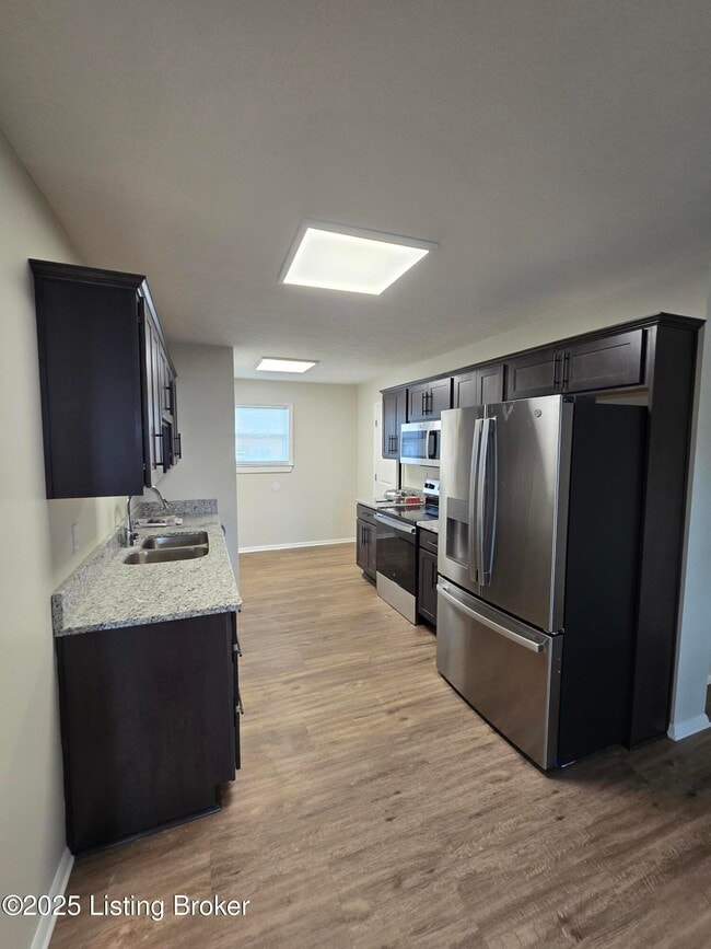 Building Photo - 9124 Kenlock Dr