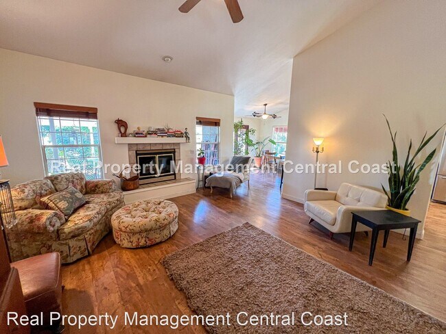 Building Photo - 4 br, 2 bath House - 6042 Merlot Lane