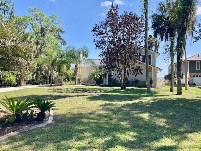 Foto del edificio - 1544 NW 17th Ct