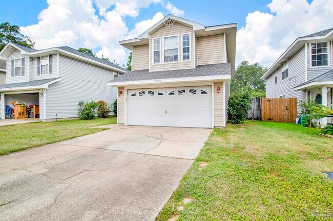 Foto del edificio - 6246 Cottage Woods Dr
