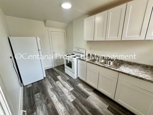 Foto del edificio - Johnson Apartments 412-422 4th St N