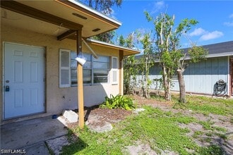 Building Photo - 1095 San Remo Ave