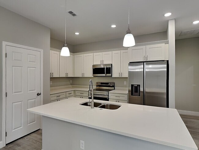 Foto del edificio - 8512 N Merrimac Way