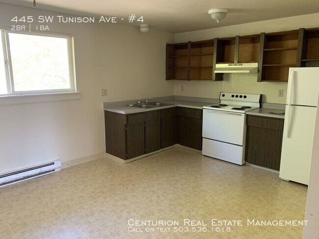 Foto del edificio - $500 OFF MOVE IN RENT!! 445 SW Tunison #4