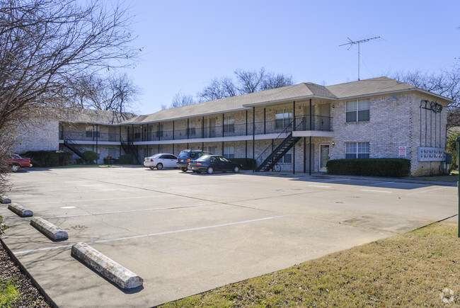 Building Photo - Jordan's Court Apartments