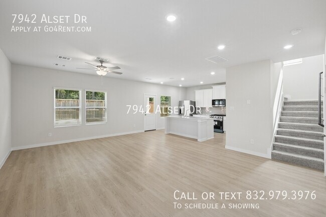 Foto del edificio - 7942 Alset Dr