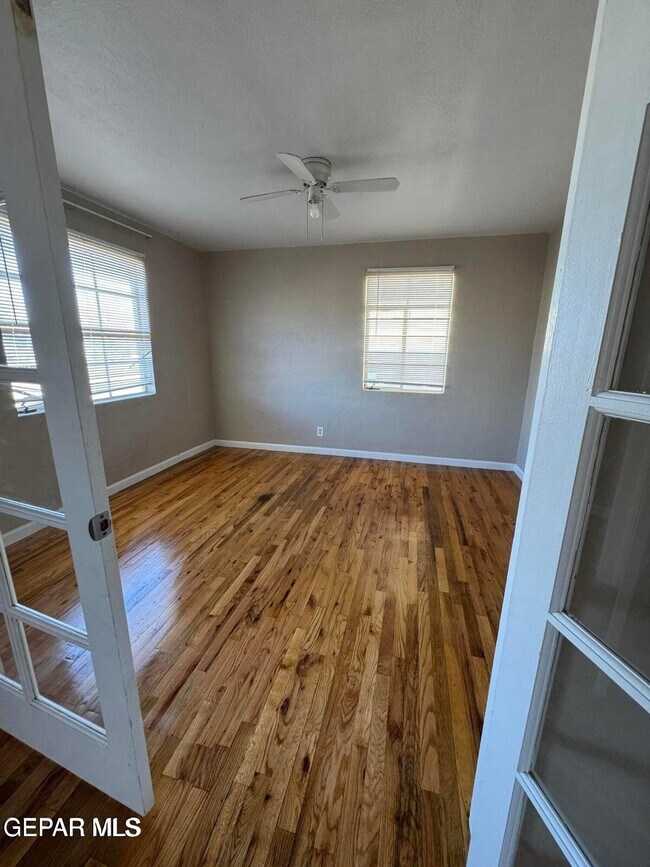 Foto del edificio - 5112 Bragg Ave