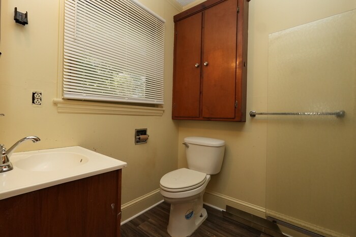Foto del edificio - Spacious 4-bedroom, 2-bath home