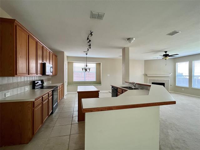 Building Photo - 5920 White Pine Dr