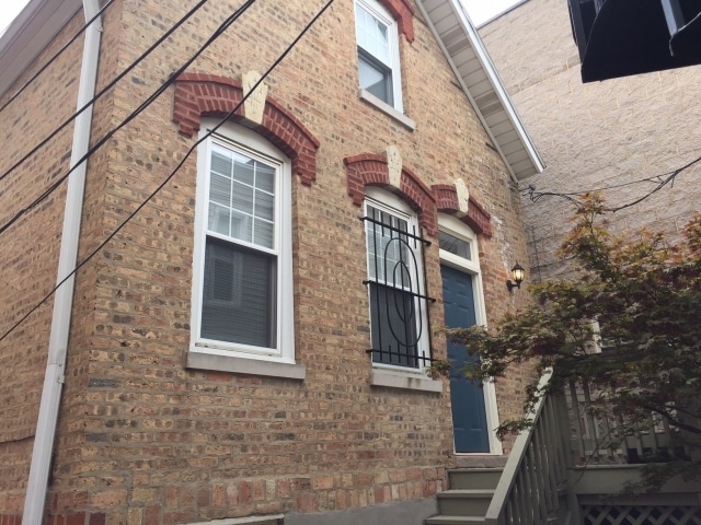 Building Photo - 1735 W Crystal St
