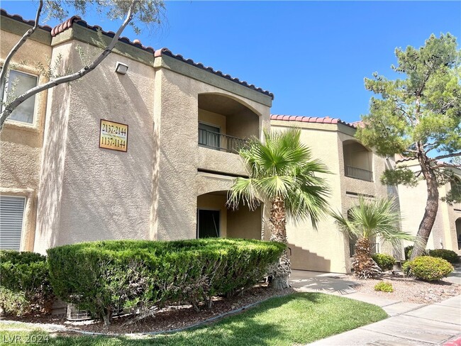 Building Photo - 7885 W Flamingo Rd