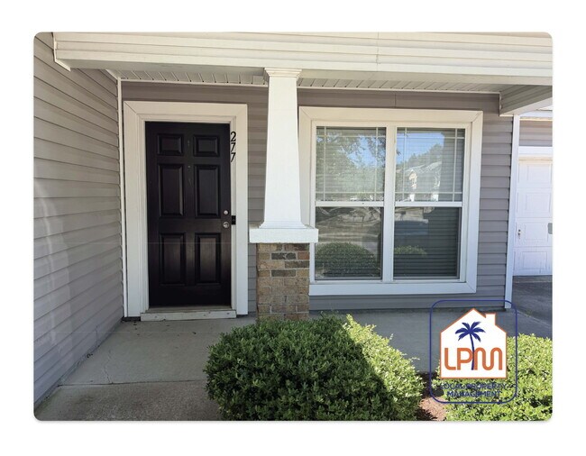 Foto del edificio - Charming 3-Bedroom Home with 2 Full Baths in Columbia