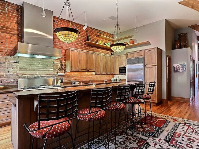 Photo - Available November 12 House