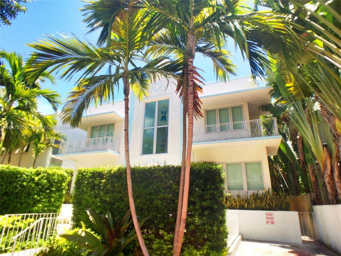 Foto principal - 1751 James Ave