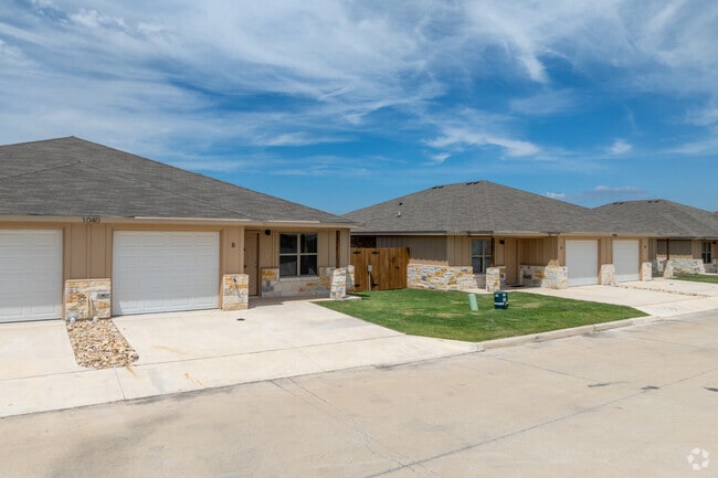 Foto del edificio - Southwood Hills Phase III