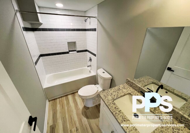 Foto del edificio - 605 Paines Ave NW