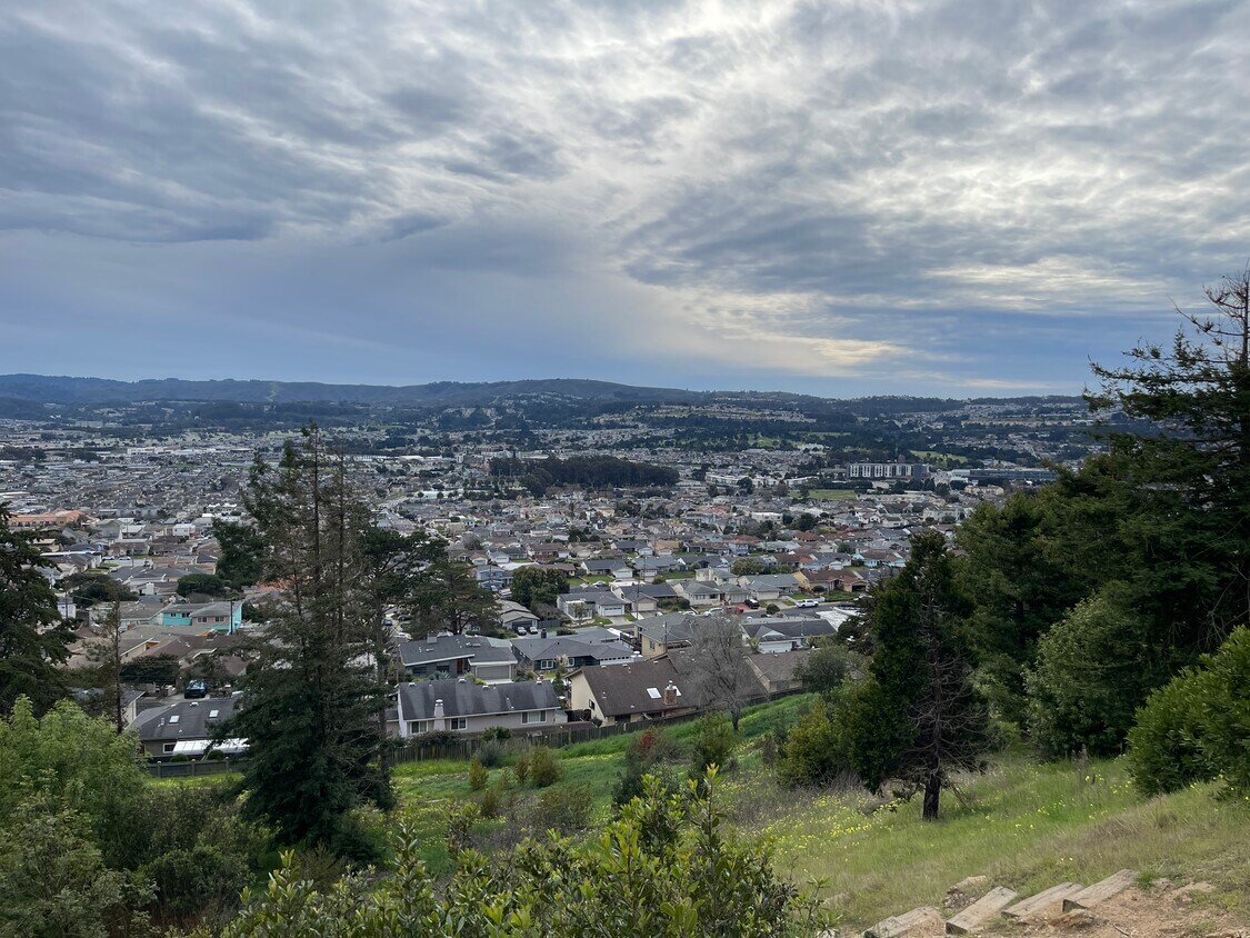 Photo - 633 Rocca Ave (South San Francisco, CA)