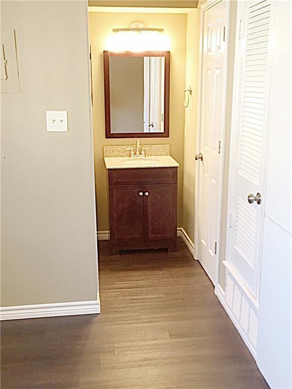 Building Photo - bedroom in Austin TX 78703